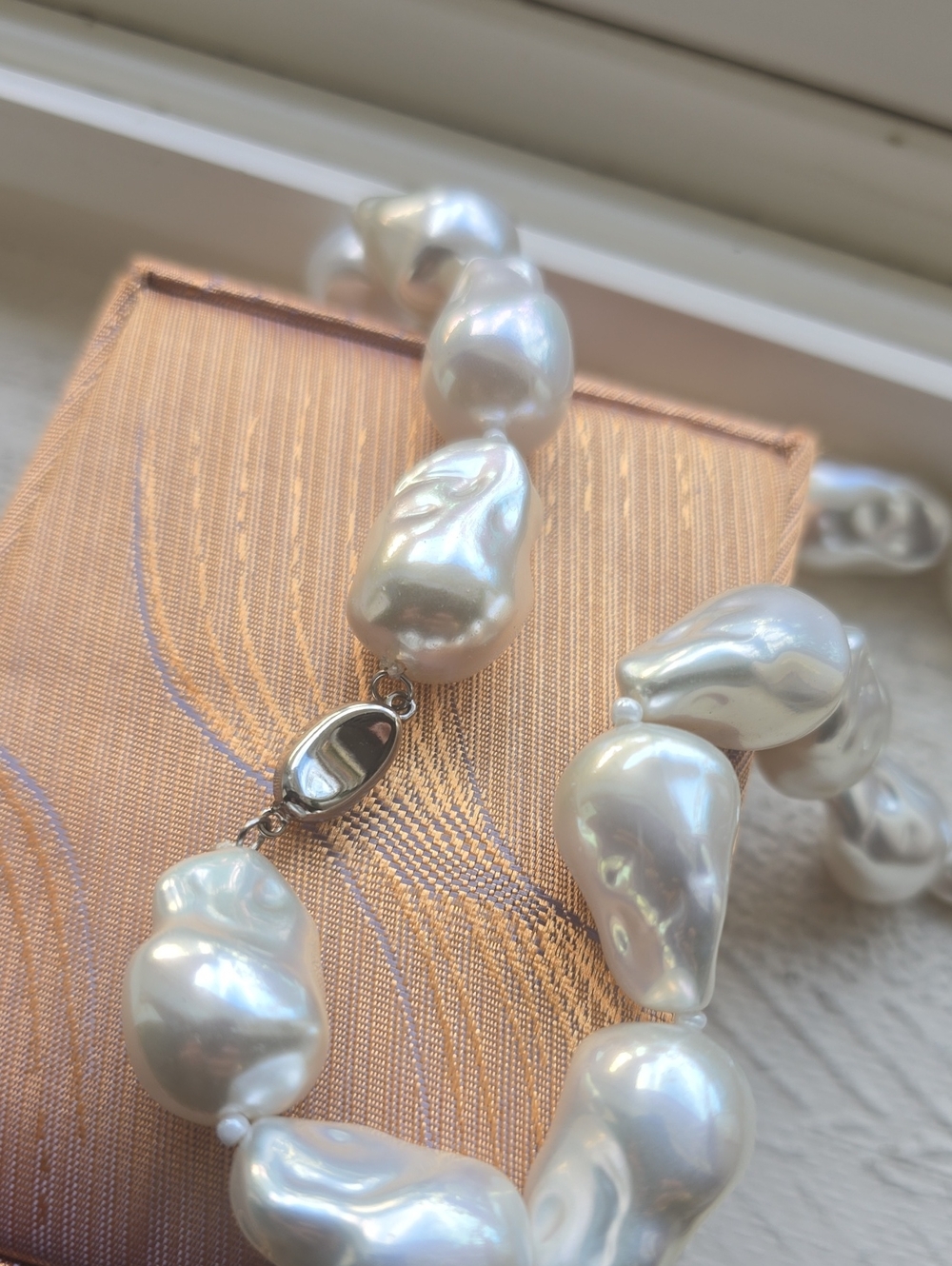 Baroque Pearl Necklace - Picture 6 of 6